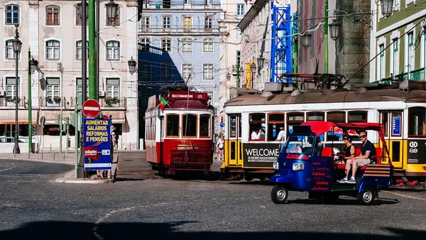 Lisbon tuk-tuks banned from the city center